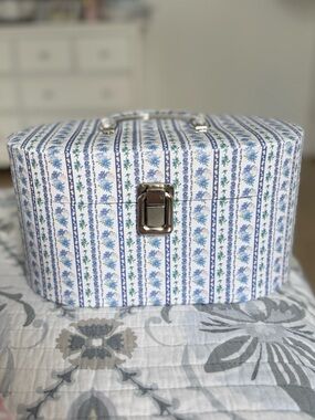 Pooch & Sweetheart Multi-Purpose Vanity Case Jewelry Box